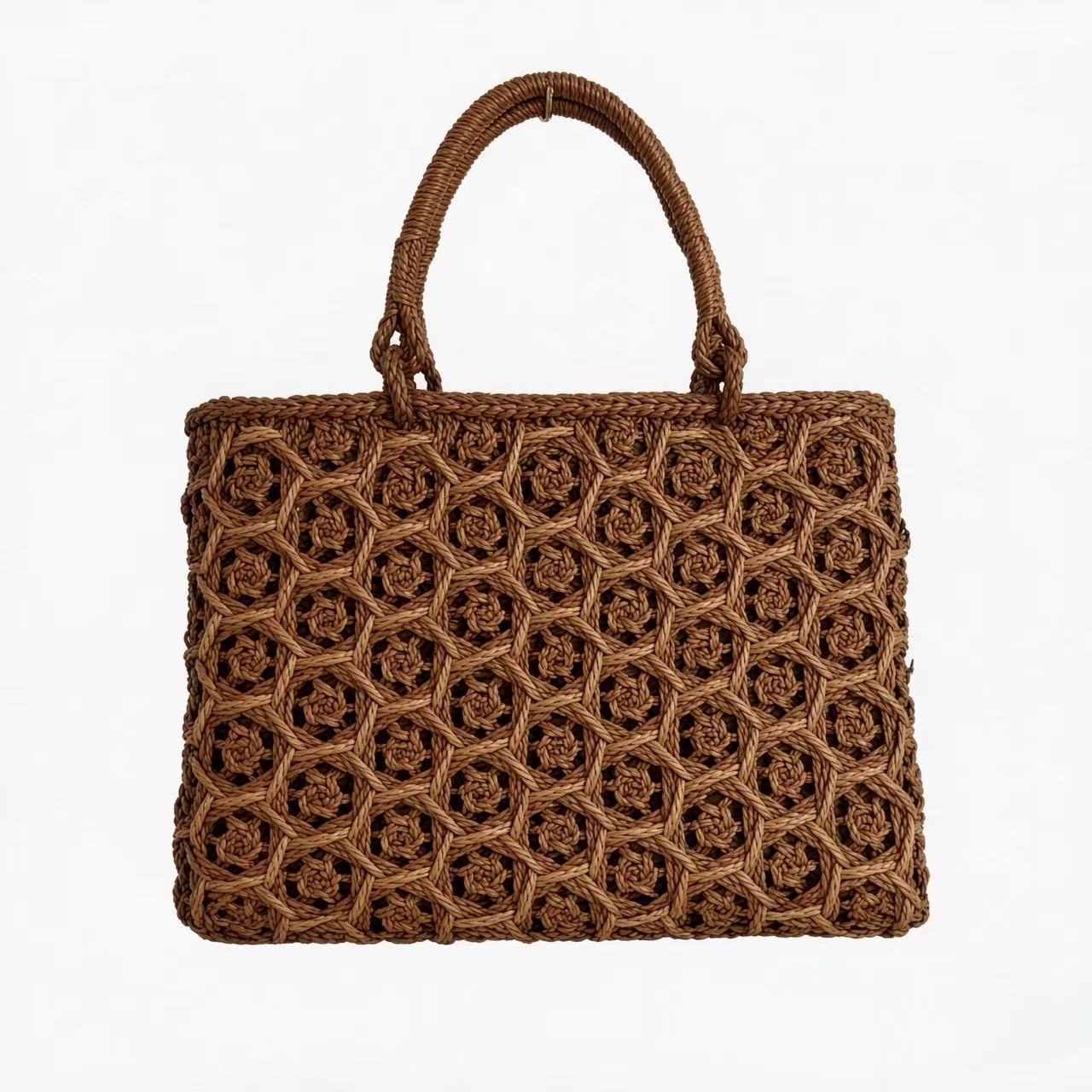 English：F017 Hollow Floral Rattan Handbag