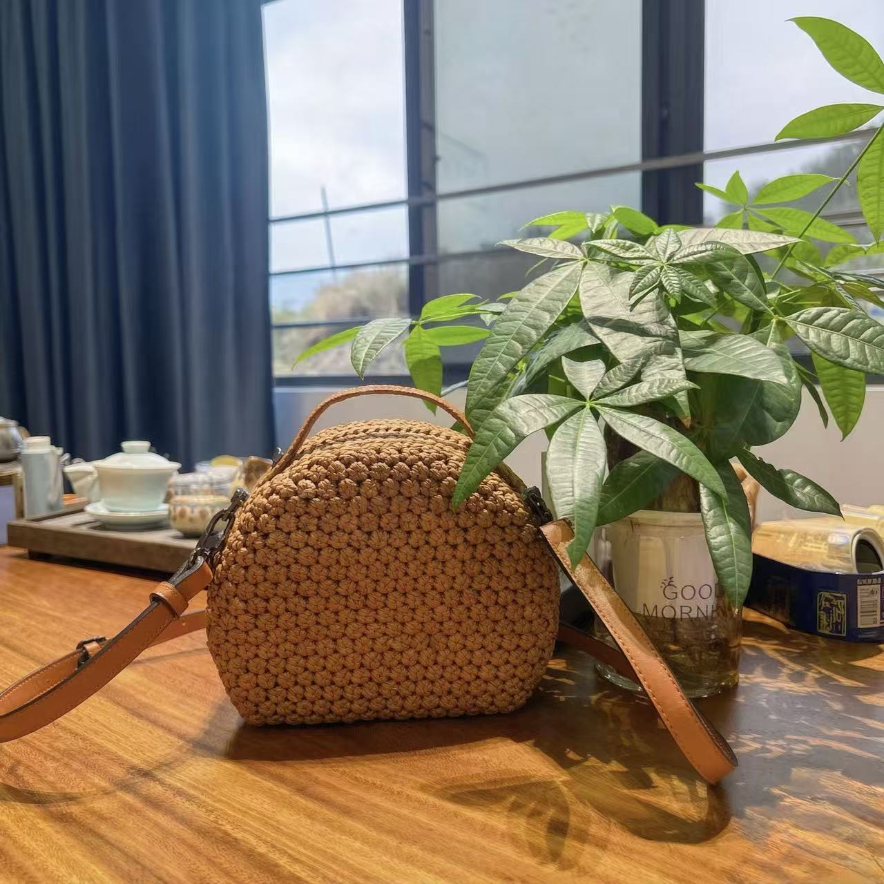 English：Handwoven Second Rattan Crossbody & Handbag Style No.9