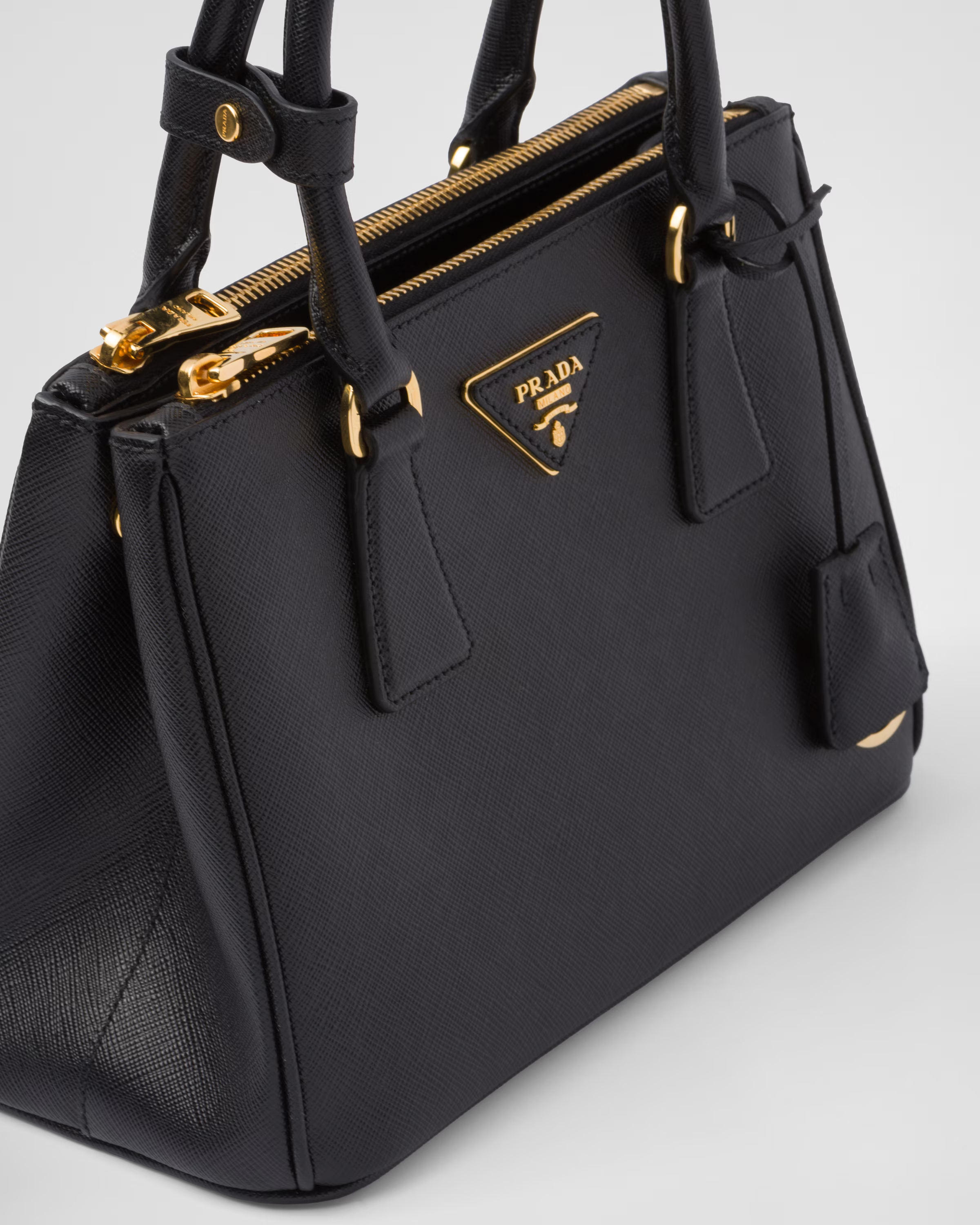 【入手困難】PRADA ガレリア 本革レザー スモール ハンドバッグ Galleria