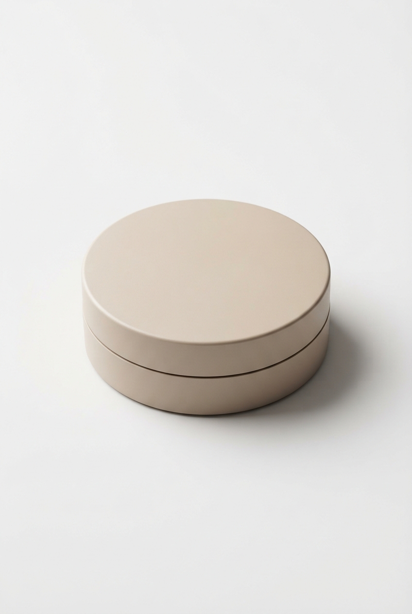 Oil-control face powder compact for humid weather