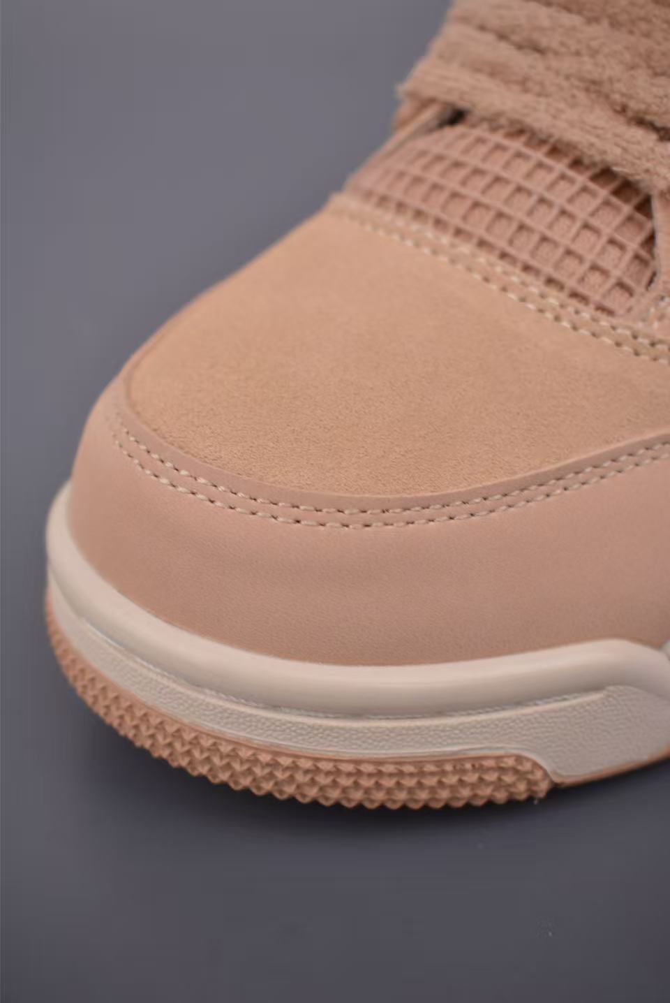 Men Low‑Top Suede Basketball Sneakers, Warm Apricot Monochrome Upper, Thick Fuzzy Laces, Off‑White Midsole Street Casual Shoes
