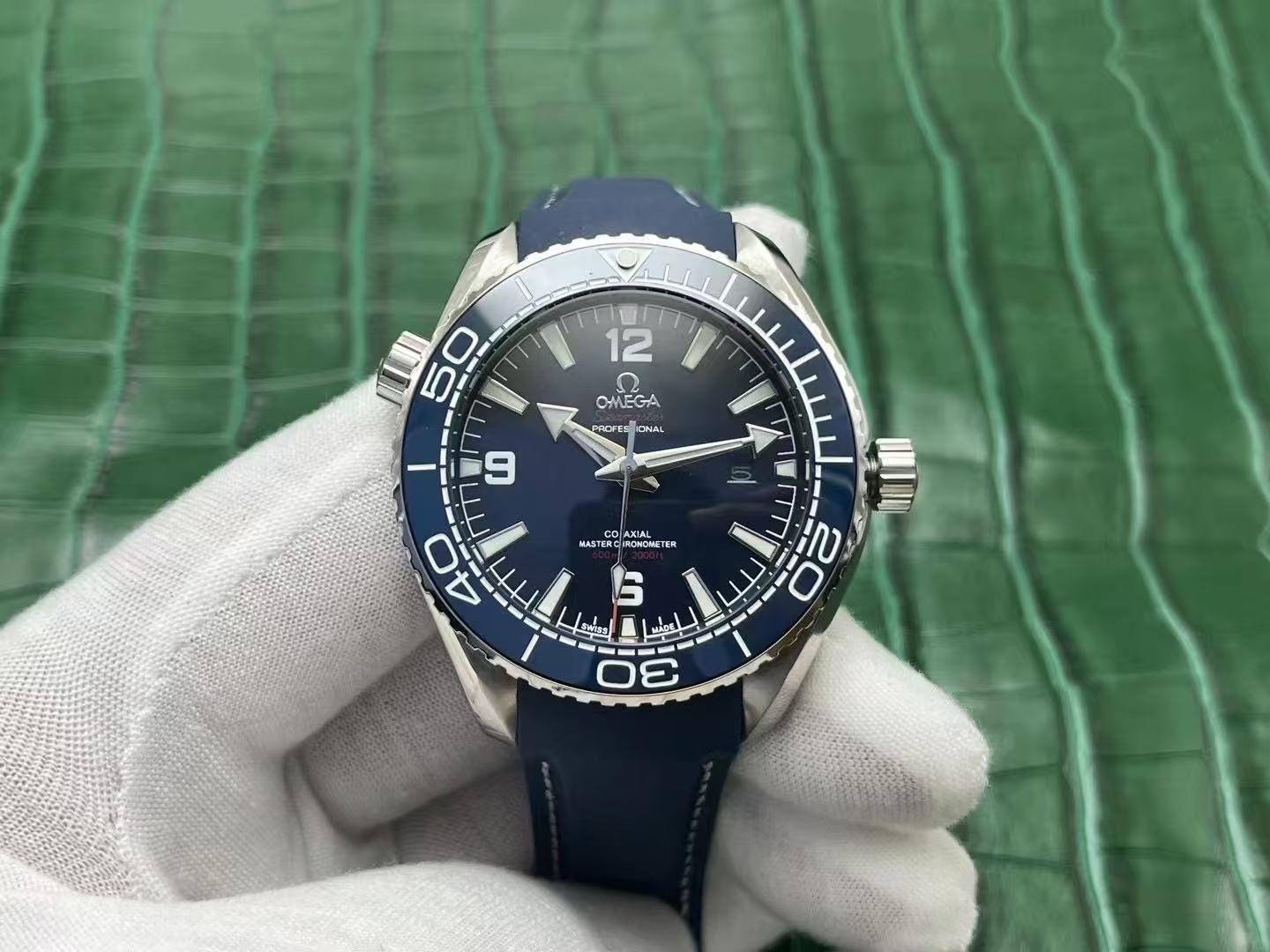 Men Professional Diver Style Wrist Watch, Stainless Steel Case, Ceramic Bezel, Rubber & Nylon Webbing Strap
