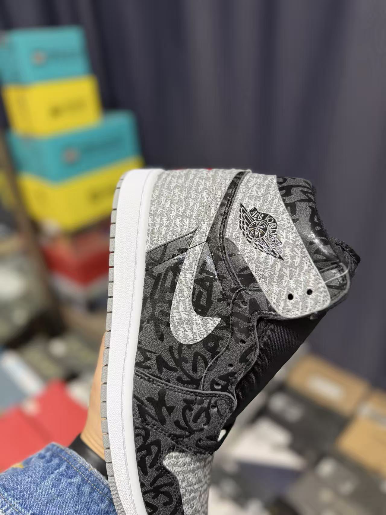 Men High‑Top Graffiti Print Sneakers, Black‑Grey Patterned Leather Upper, White Midsole Street Fashion Basketball Shoes