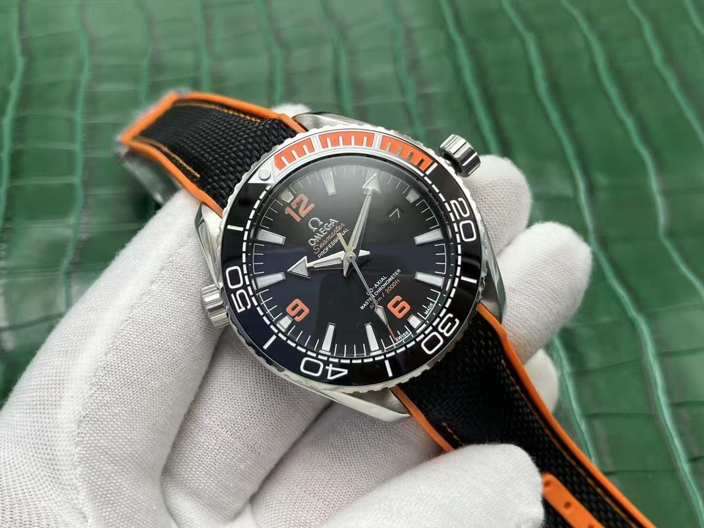 Men Professional Diver Style Wrist Watch, Stainless Steel Case, Ceramic Bezel, Rubber & Nylon Webbing Strap