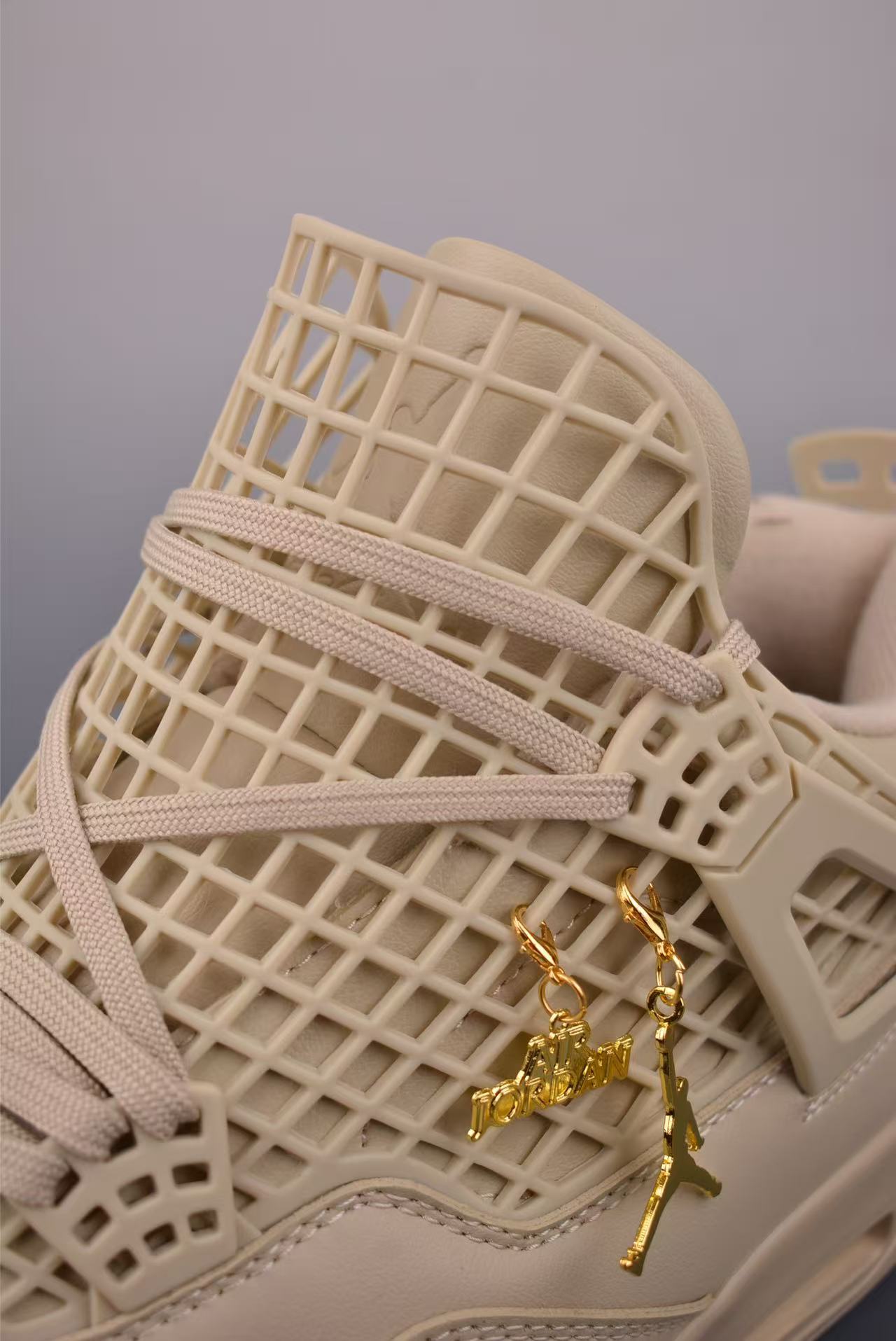Men Low‑Top Fashion Basketball Sneakers, Full Beige Grid Mesh Upper, Monochrome Leather Casual Street Shoes