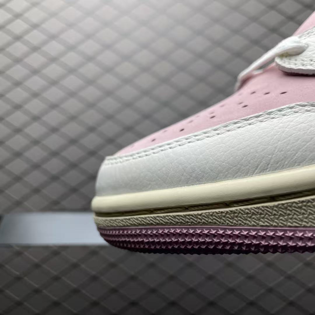 Men Low‑Top Retro Casual Sneakers, White‑Dusty Pink Leather Upper, Vintage Cream Midsole Pink Outsole Street Fashion Shoes
