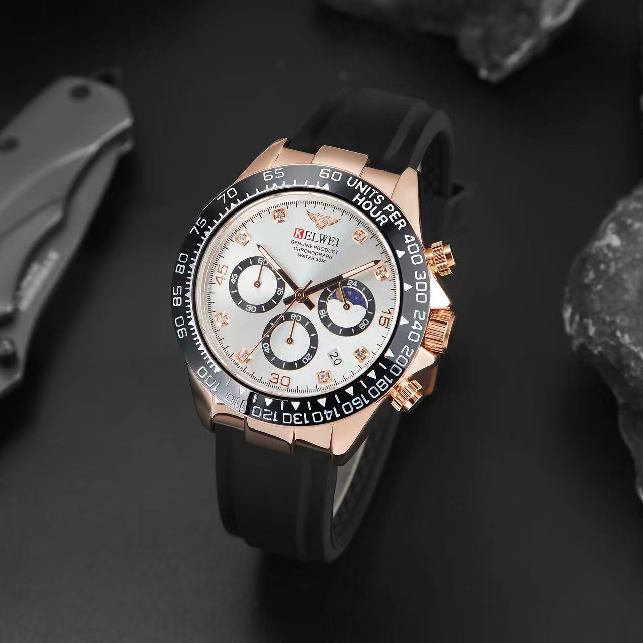 KELWEI Men Chronograph Quartz Watch Gold‑Tone Case Silicone Strap Wrist Watch