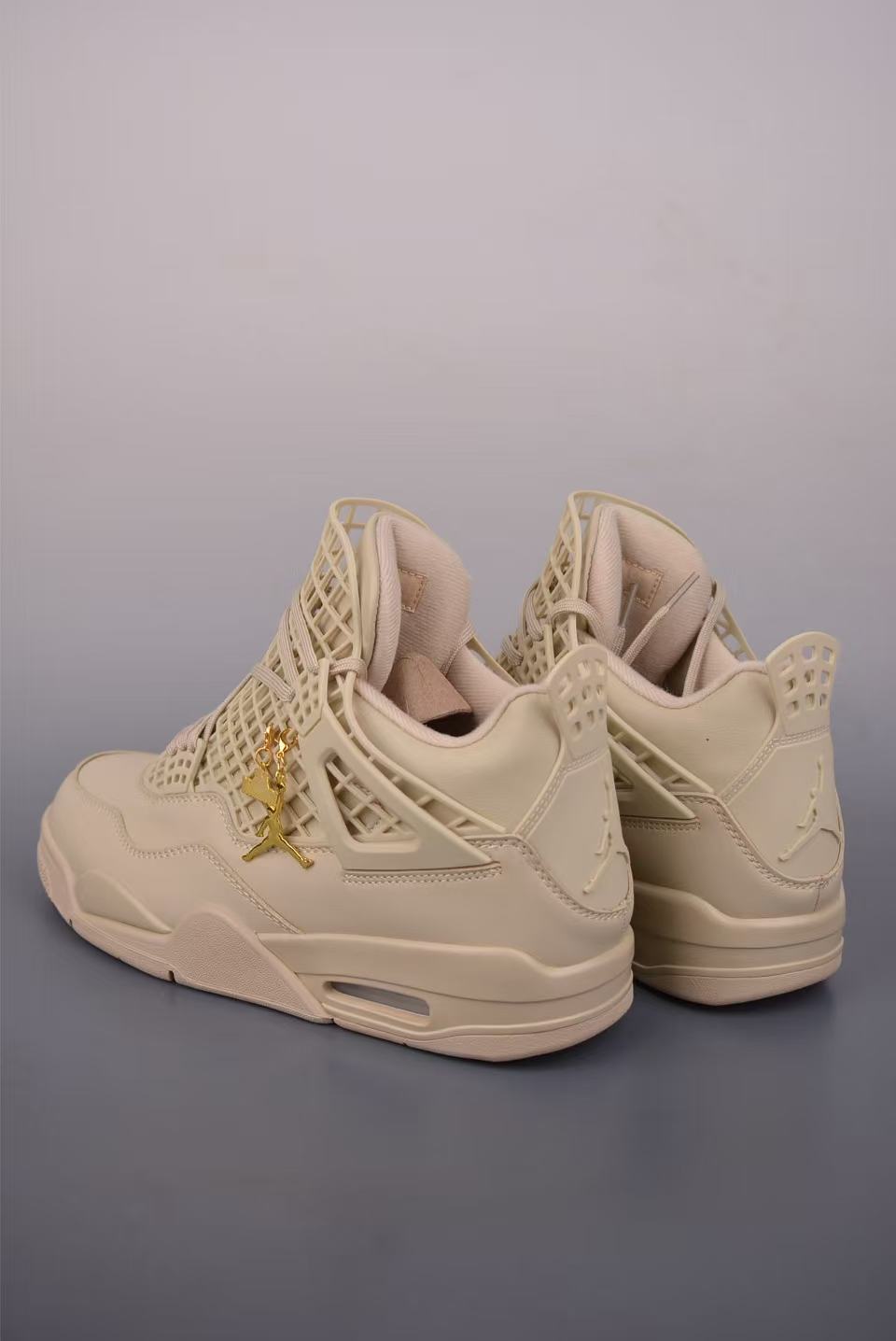 Men Low‑Top Fashion Basketball Sneakers, Full Beige Grid Mesh Upper, Monochrome Leather Casual Street Shoes