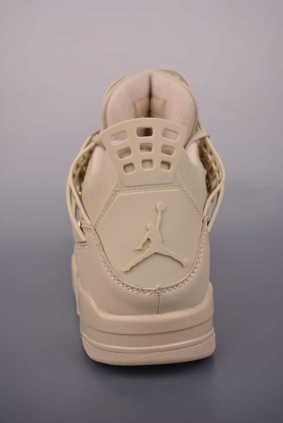 Men Low‑Top Fashion Basketball Sneakers, Full Beige Grid Mesh Upper, Monochrome Leather Casual Street Shoes