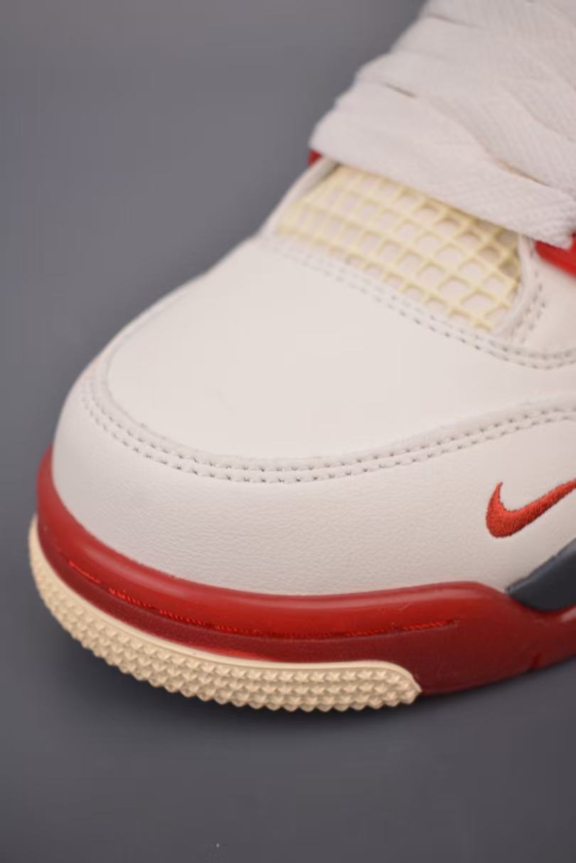 Men Low‑Top Retro Basketball Sneakers, Cream‑White Red Leather Upper, Mesh Panel Detail, Vintage Rubber Outsole Street Casual Shoes