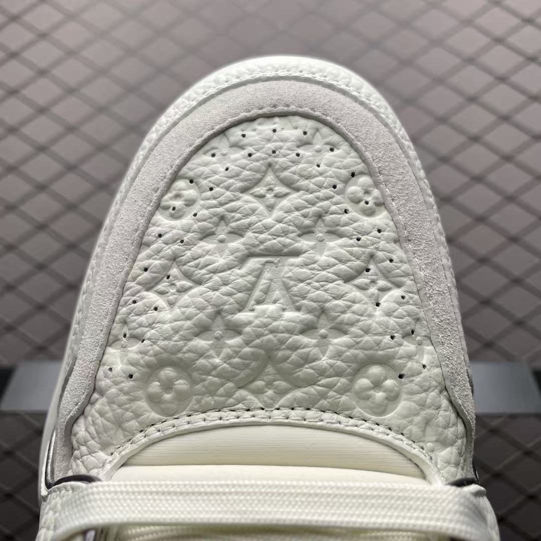 Men Retro Casual Sneakers, Grain Leather Upper, White‑Silver Tone, Thick Cushioned Sole Street Fashion Shoes
