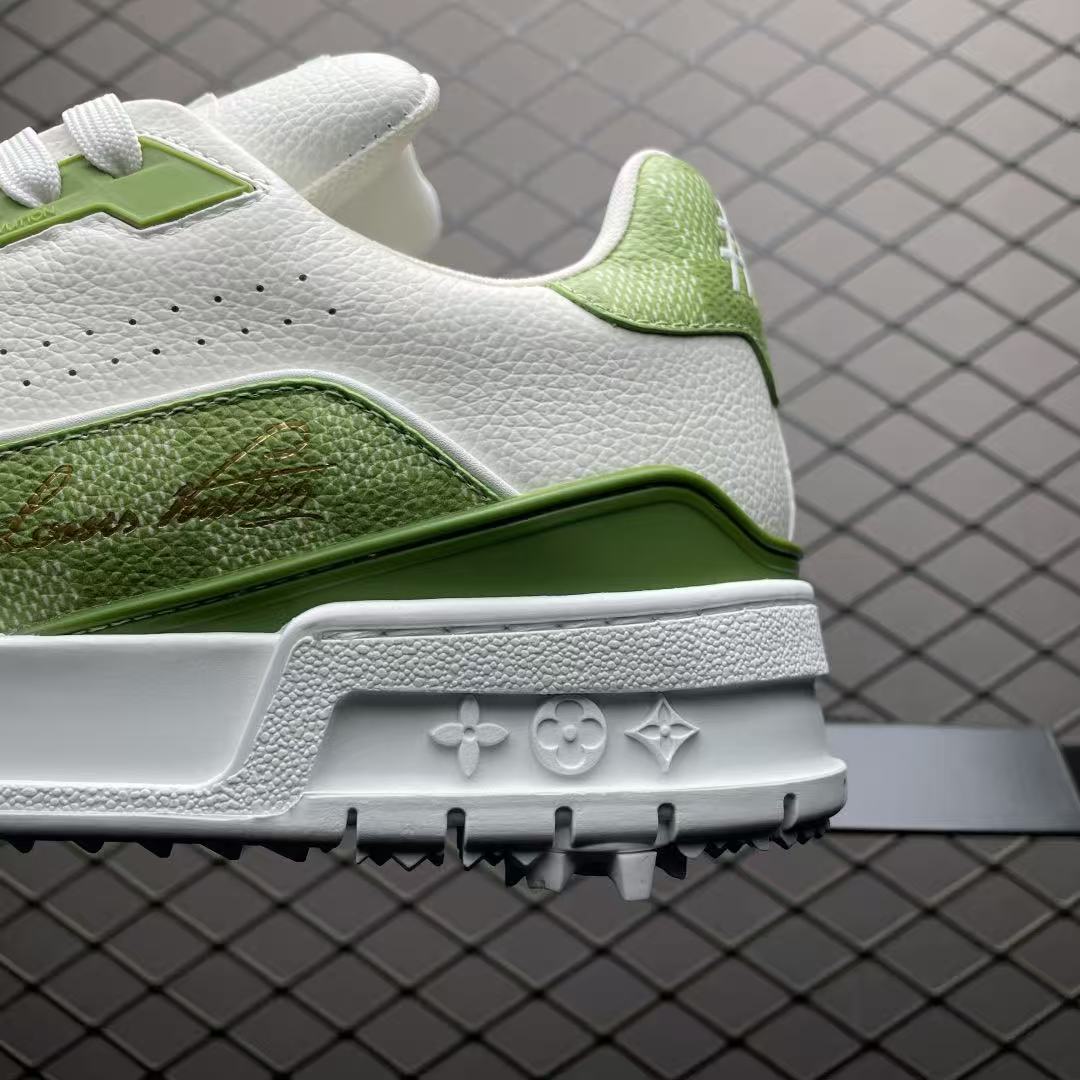 Men Retro Two‑Tone Casual Sneakers, Grain Leather Upper, White‑Green Colorway, Thick Cushioned Sole Street Shoes