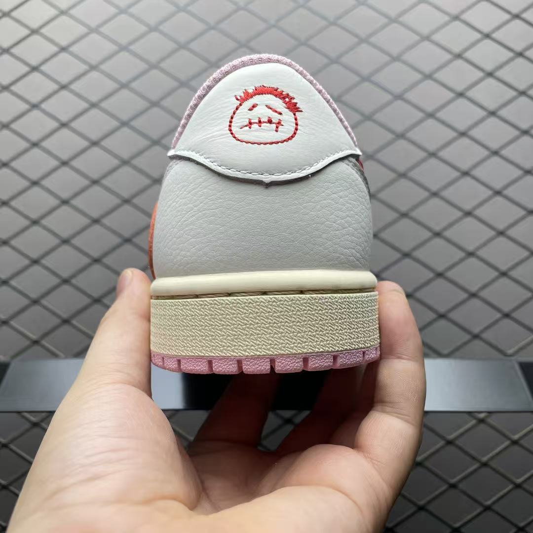 Men Low‑Top Retro Casual Sneakers, White‑Dusty Pink Leather Upper, Vintage Cream Midsole Pink Outsole Street Fashion Shoes