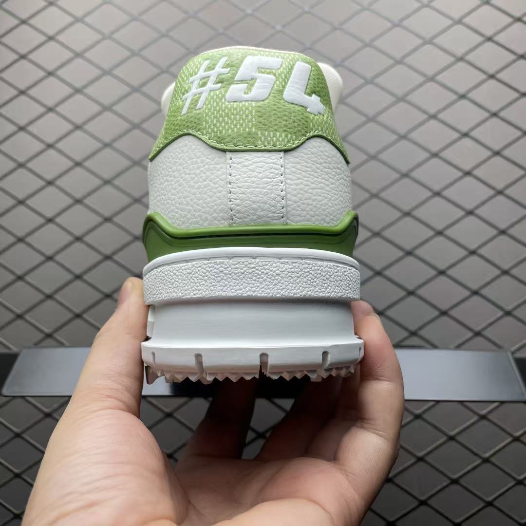 Men Retro Two‑Tone Casual Sneakers, Grain Leather Upper, White‑Green Colorway, Thick Cushioned Sole Street Shoes