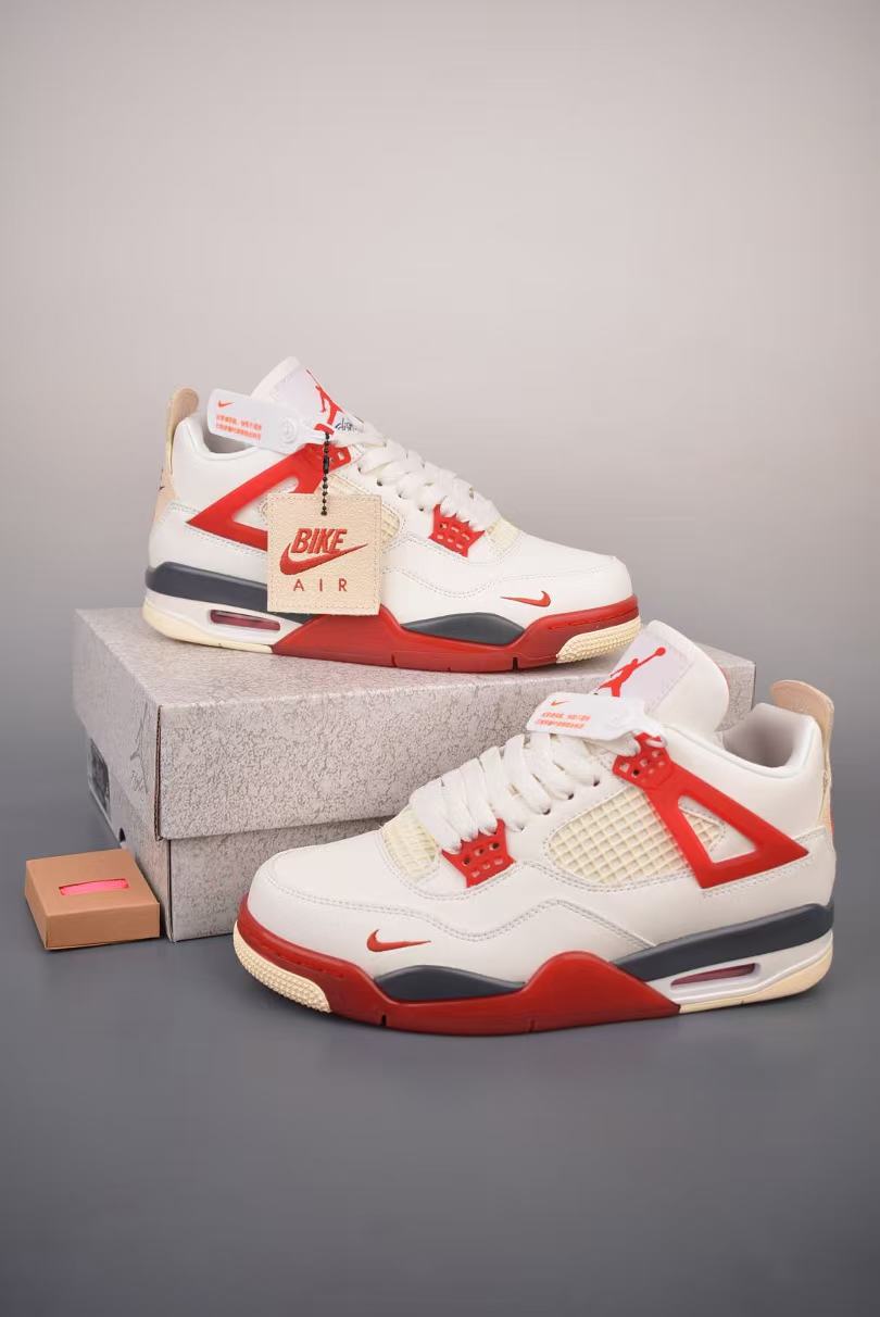 Men Low‑Top Retro Basketball Sneakers, Cream‑White Red Leather Upper, Mesh Panel Detail, Vintage Rubber Outsole Street Casual Shoes