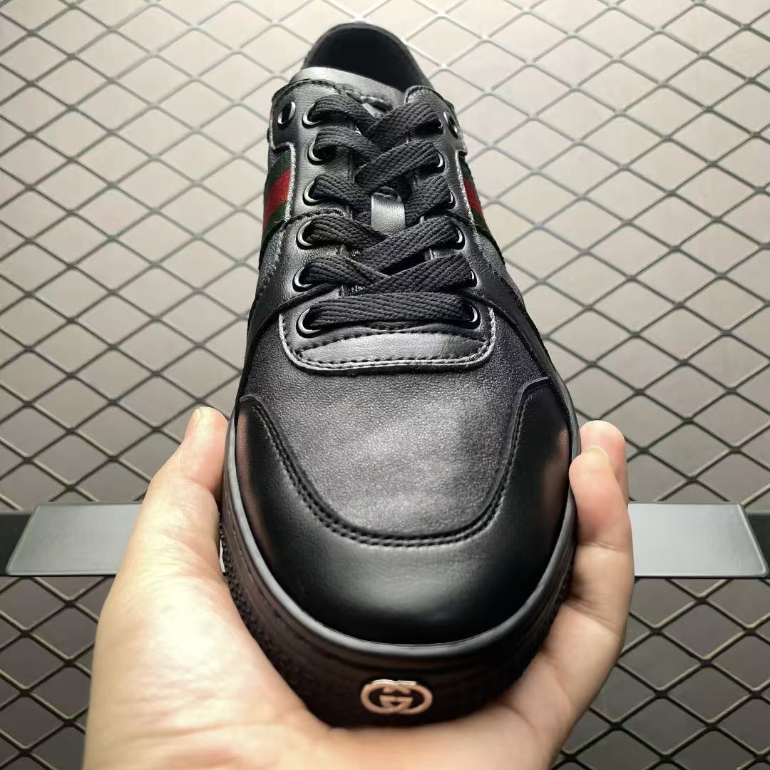 Men Low‑top Casual Sneakers, Smooth Leather Upper, Black Tone, Color‑Block Webbing Detail, Street Fashion Shoes