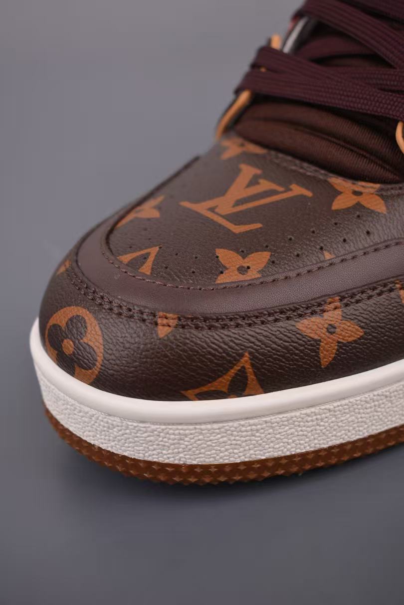 Men Retro Printed Casual Sneakers, Grain Leather Upper, Brown‑Tan Two‑Tone, Thick Cushioned Sole Street Shoes