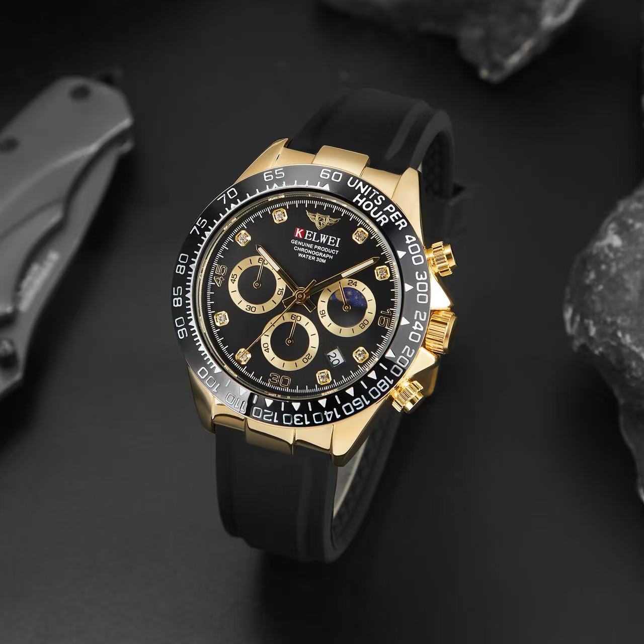 KELWEI Men Chronograph Quartz Watch Gold‑Tone Case Silicone Strap Wrist Watch