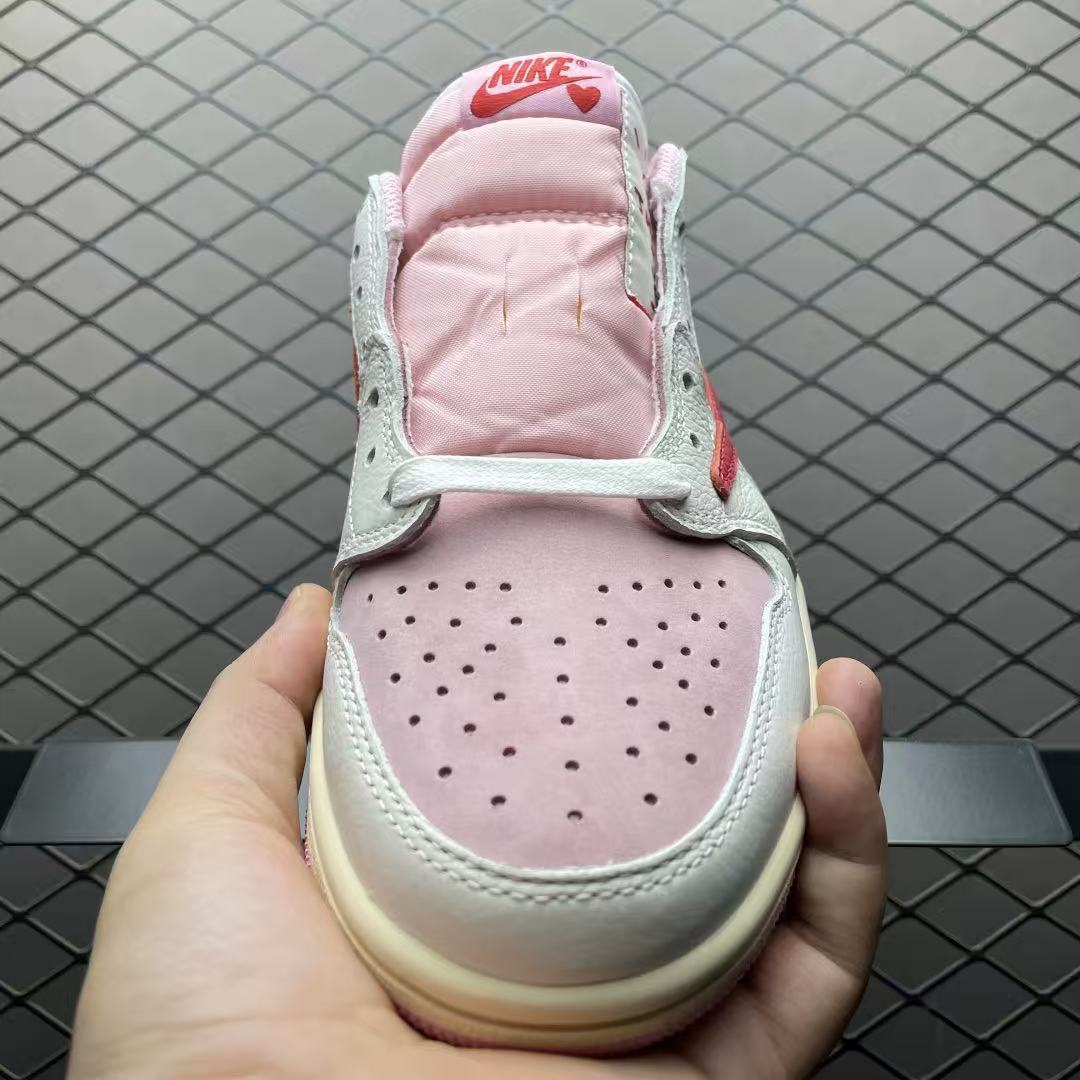 Men Low‑Top Retro Casual Sneakers, White‑Dusty Pink Leather Upper, Vintage Cream Midsole Pink Outsole Street Fashion Shoes