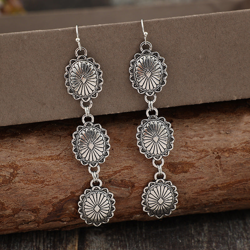 Boho Vintage Floral Earrings - product image 4