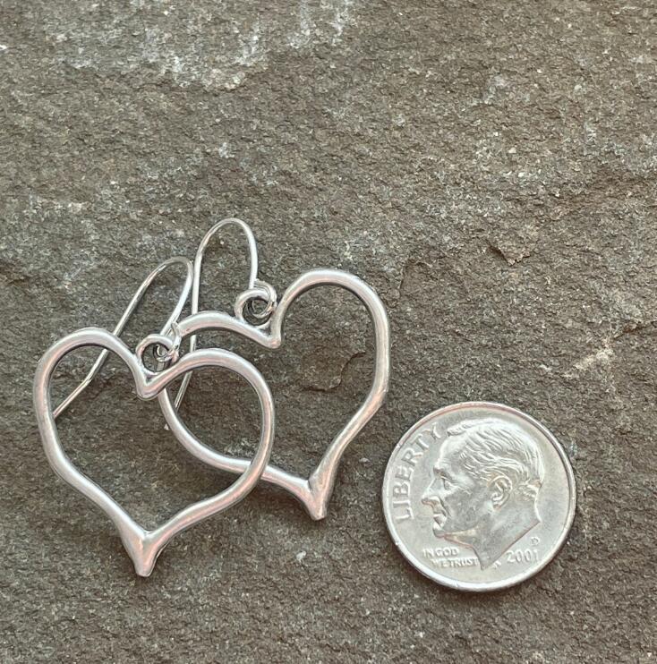 Vintage Heart Cross Earrings - product image 9