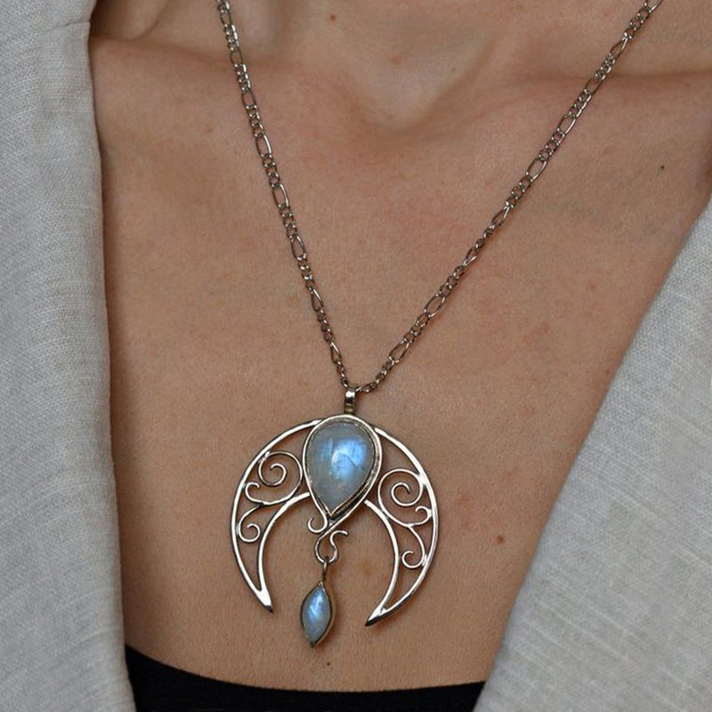 Boho Vintage Moon Necklace - product image 7
