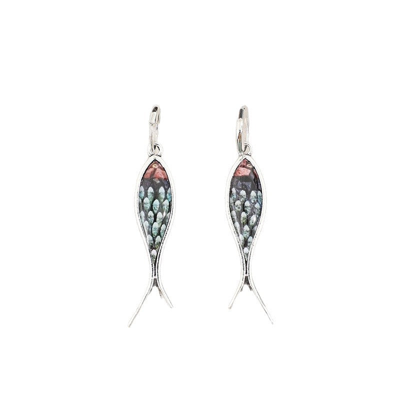 Vintage Resin Earrings - product image 5
