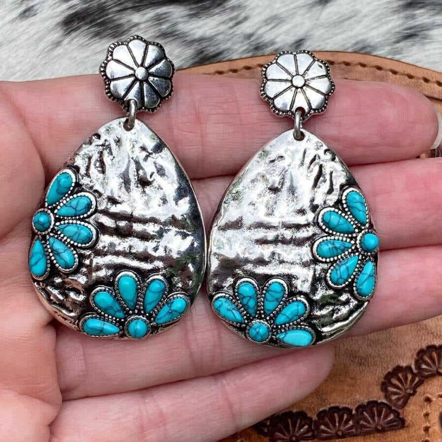 Turquoise Boho Vintage Earrings - product image 4