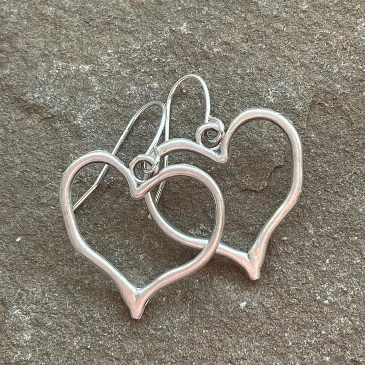 Vintage Heart Cross Earrings - product image 2