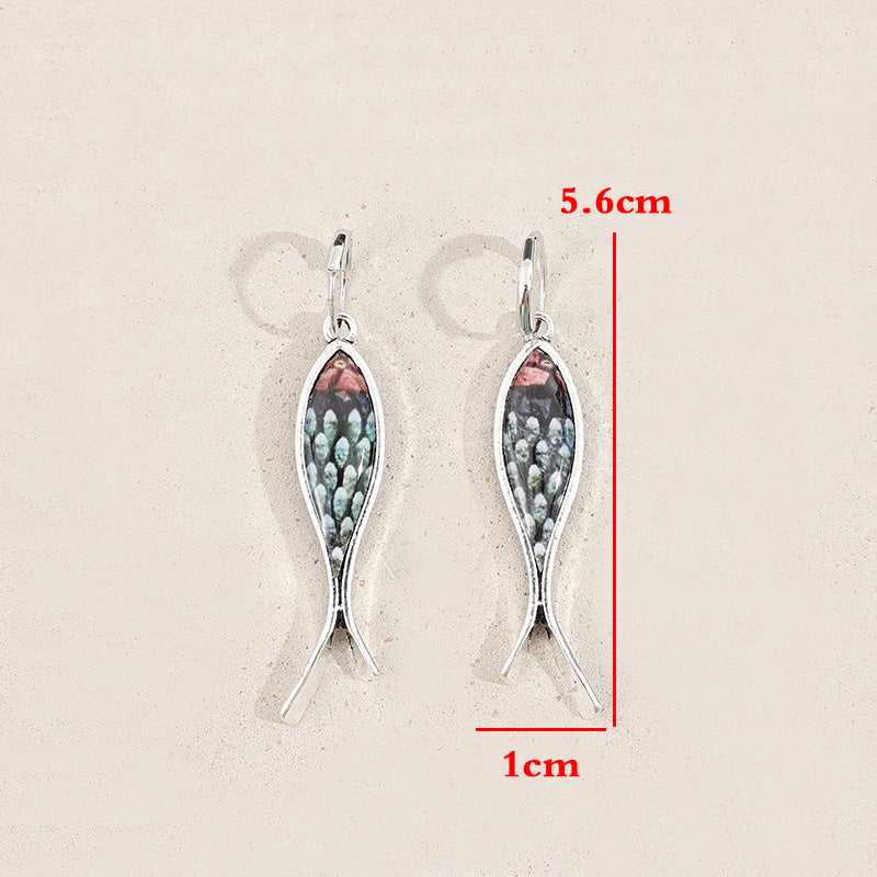 Vintage Resin Earrings - product image 7