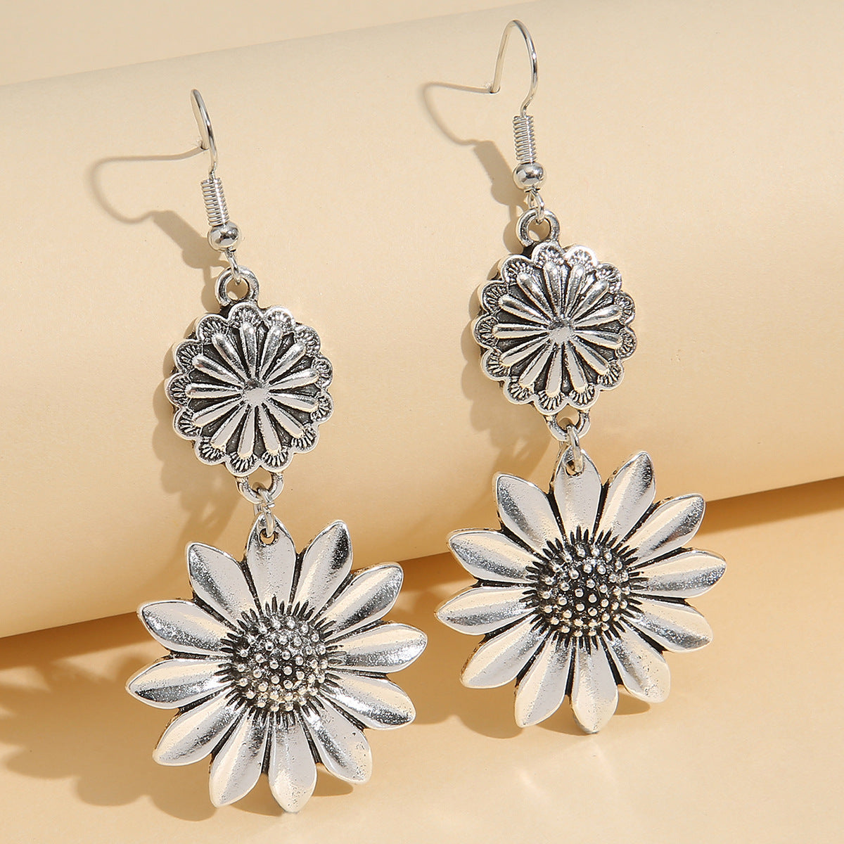 Vintage Floral Earrings for Women - product image 2