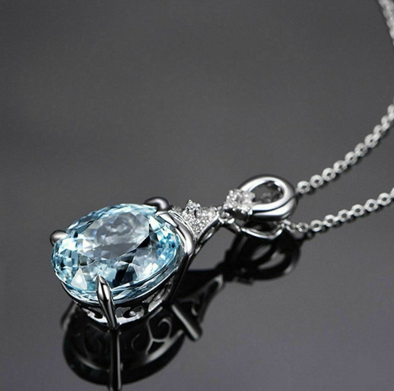 Style Aquamarine Pendant for Women Diamond-studded Colored Gemstone Pendant - product image 4