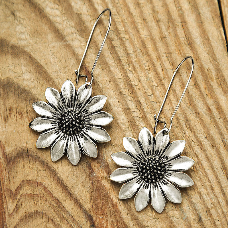 Vintage Floral Cross Earrings - product image 3