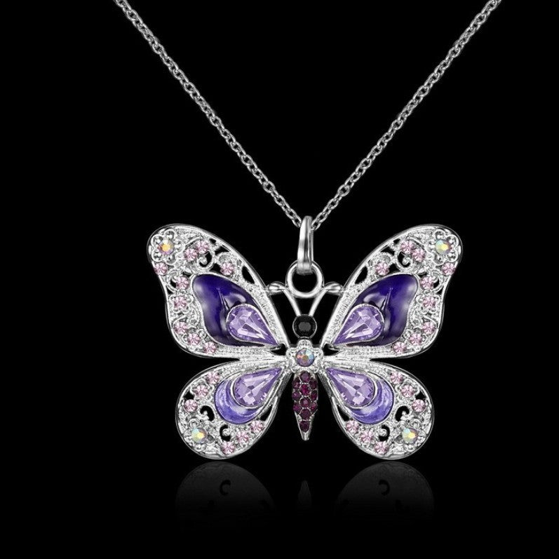 Vintage Butterfly Necklace - product image 4
