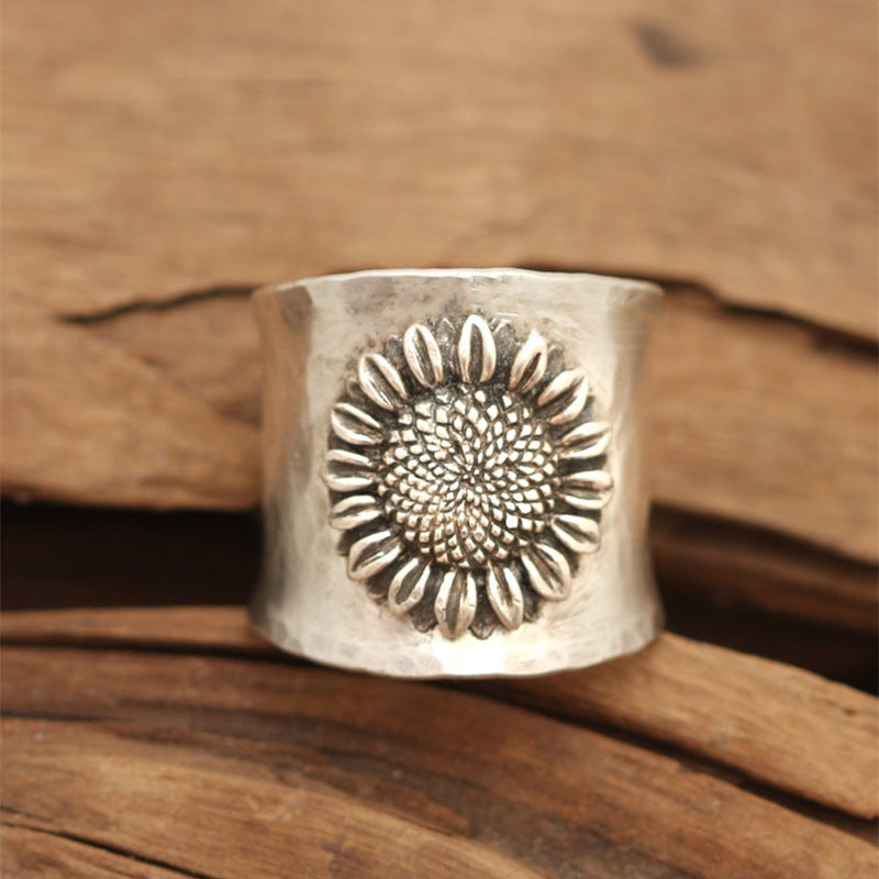 Vintage Floral Ring - product image 7