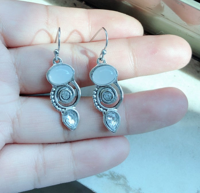 's Model Inlaid with Sea Blue Topaz Creative Rotating Water Drop Pear-shaped - product image 4