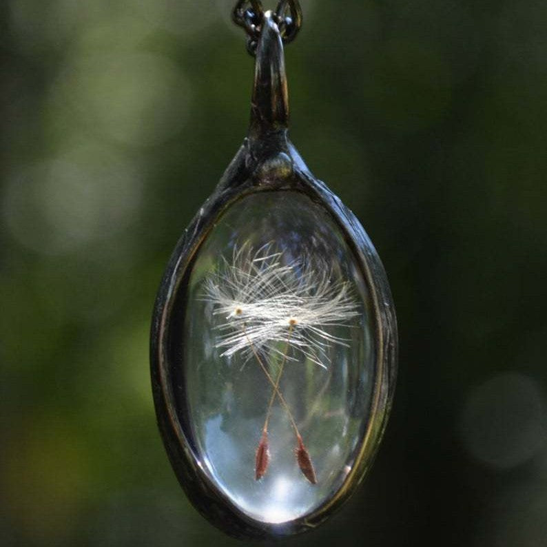 Vintage Dandelion Seed Oval Pendant Necklace - product image 3