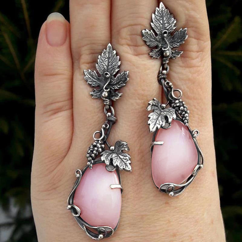 Metal Grape Vine Leaf Earrings Inlaid with Teardrop-shaped Cat's Eye Stone