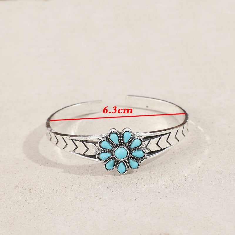 Turquoise Boho Floral Bracelet - product image 3