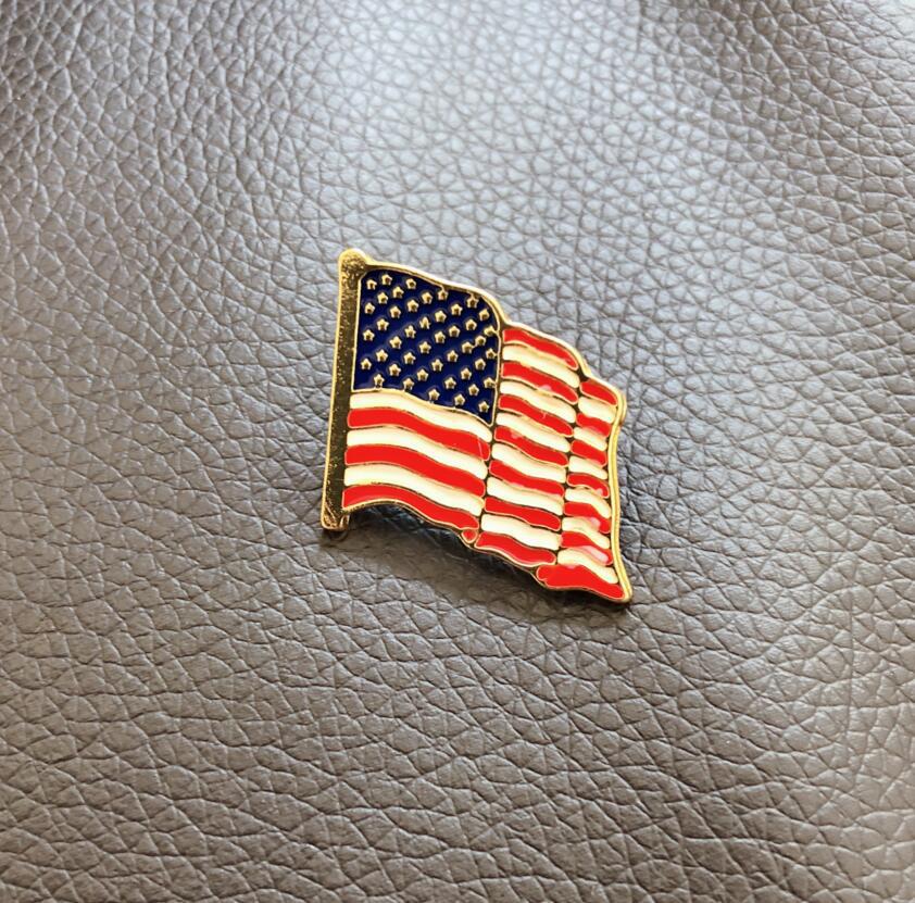 Jewelry Brooch: American-style World Map Brooch with Enamel Finish - Made of - product image 4
