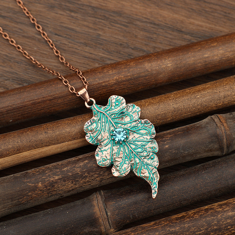 Vintage Necklace - product image 3