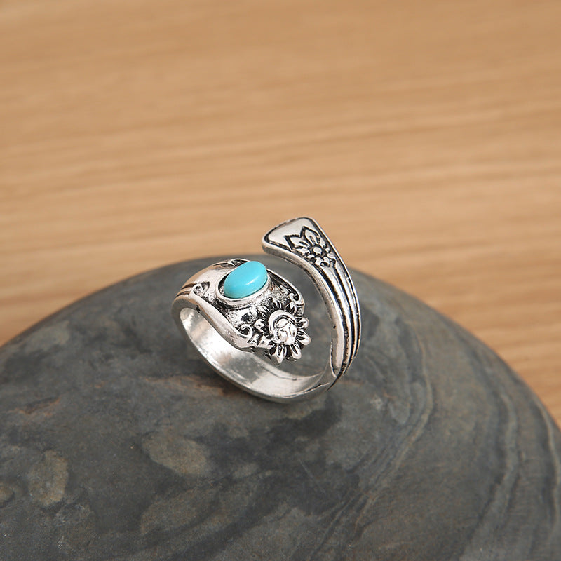 Vintage Floral Ring - product image 4