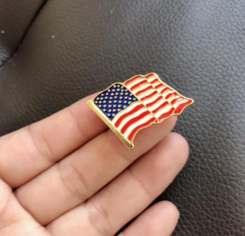 Jewelry Brooch: American-style World Map Brooch with Enamel Finish - Made of - product image 3