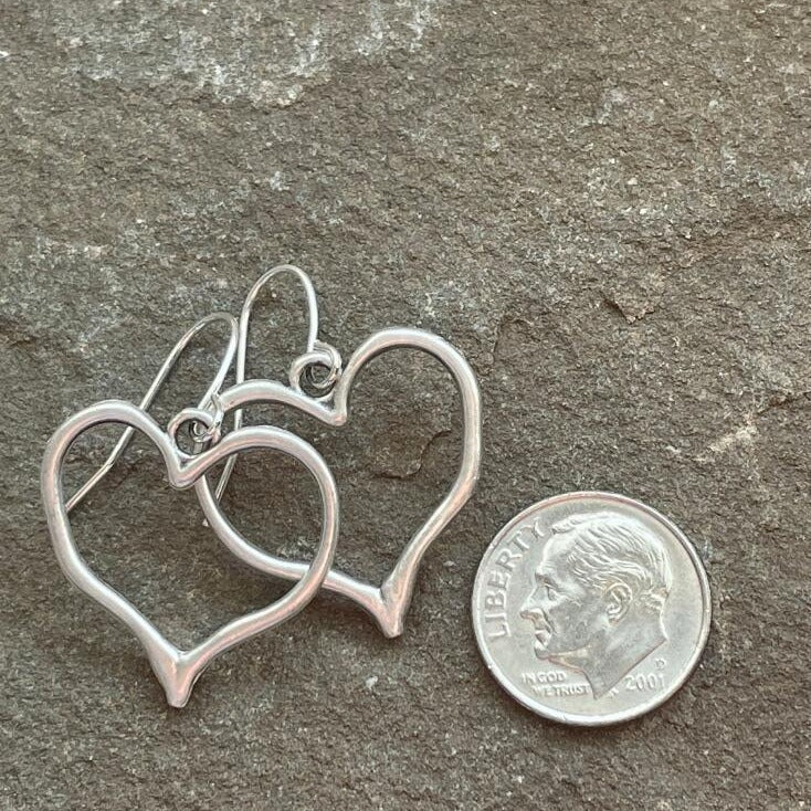 Vintage Heart Cross Earrings - product image 3