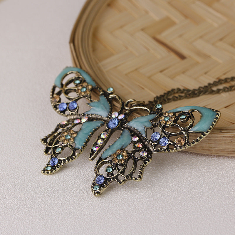 Vintage Butterfly Necklace - product image 10