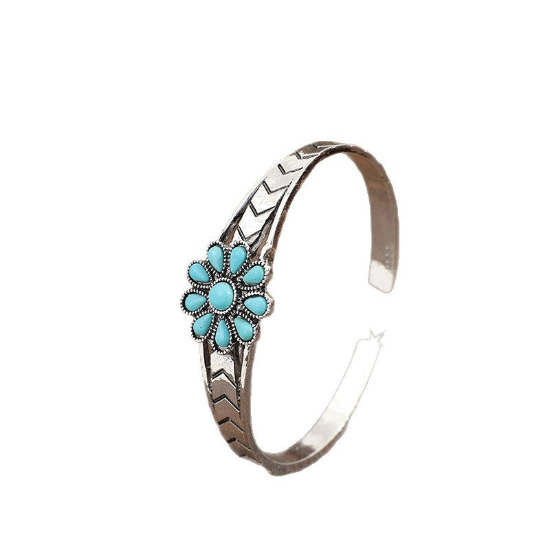 Turquoise Boho Floral Bracelet - product image 5