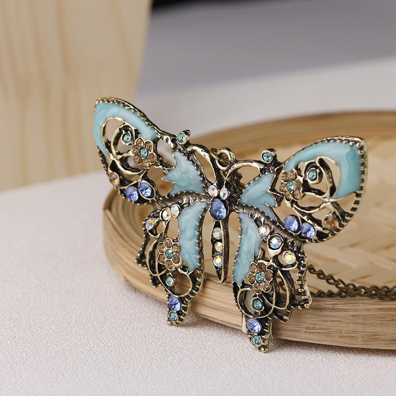 Vintage Butterfly Necklace - product image 5