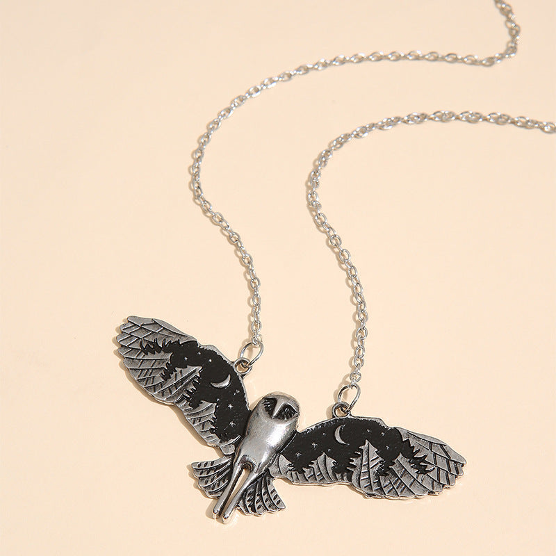 Vintage Moon Necklace for Women - product image 5