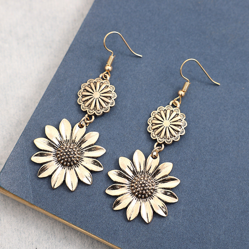 Vintage Floral Earrings for Women - product image 5