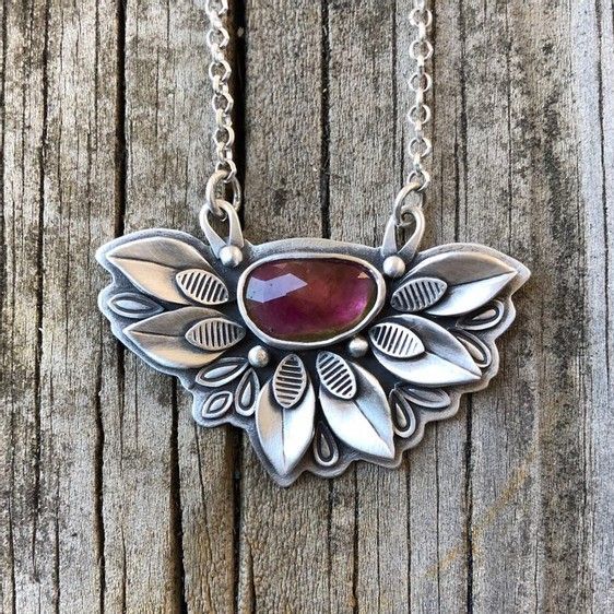 Vintage Necklace - product image 4